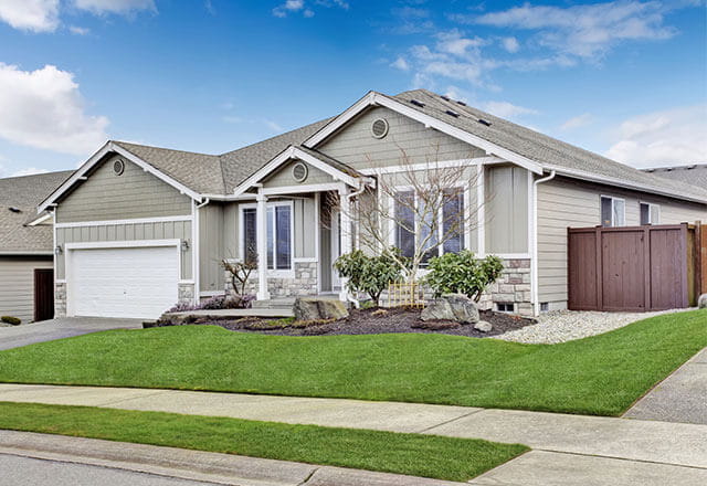 Exterior view of a nice home in a neighborhood